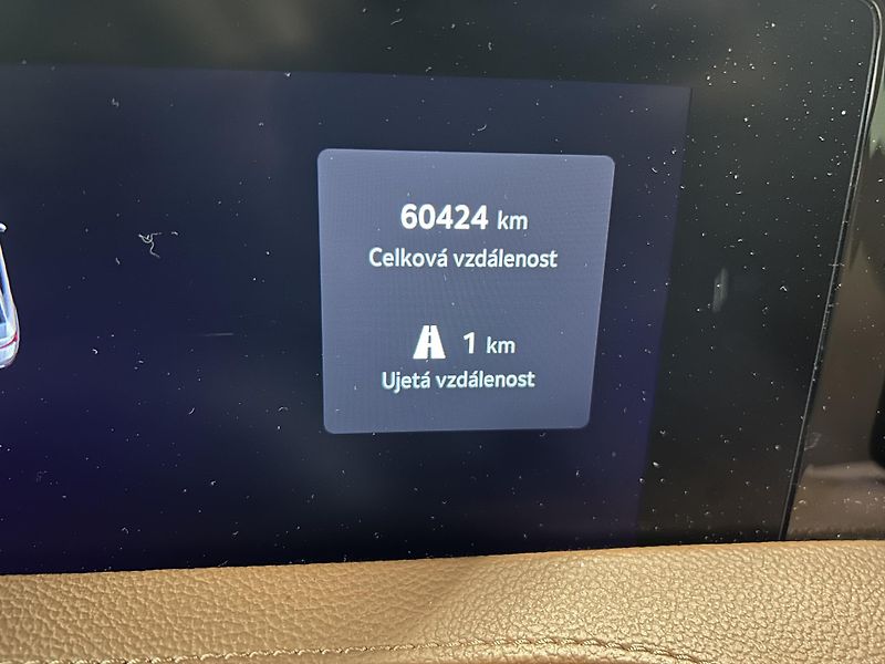 Škoda Superb (2025) 2.0TDi L&K DSG 4x4 Nez.T 142kW - fotka 21 z 32
