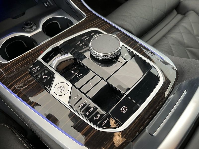 BMW X5 xDrive30d M-Sport Pro 360 Vent - fotka 10 z 13