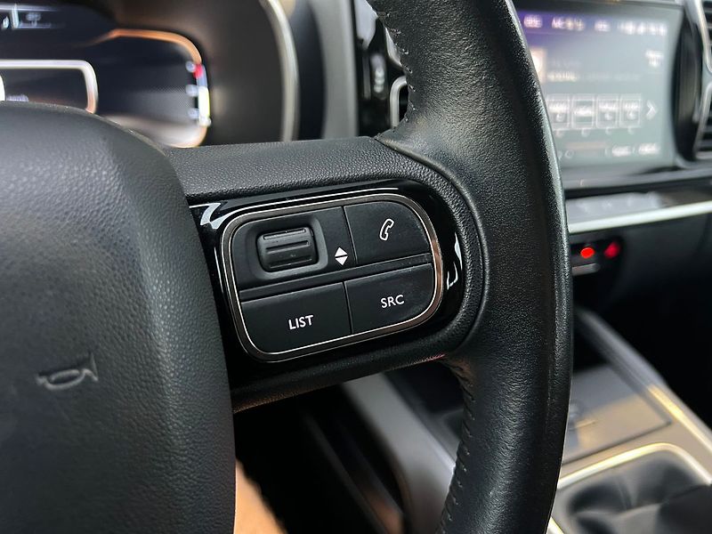 Citroën C5 Aircross (2019) 1.2 PureTech 96kW SHINE - fotka 26 z 49
