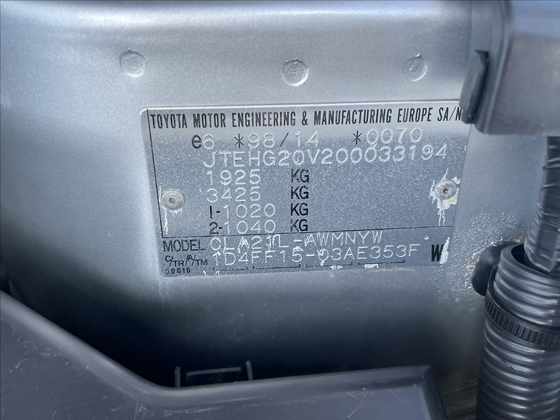 Toyota RAV4 2,0 D-4D 85kw Klima 4x4 po STK - fotka 21 z 23
