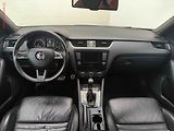 Škoda Octavia (2014) 2.0 TDi, ČR, RS, DSG, bixen - náhled 8