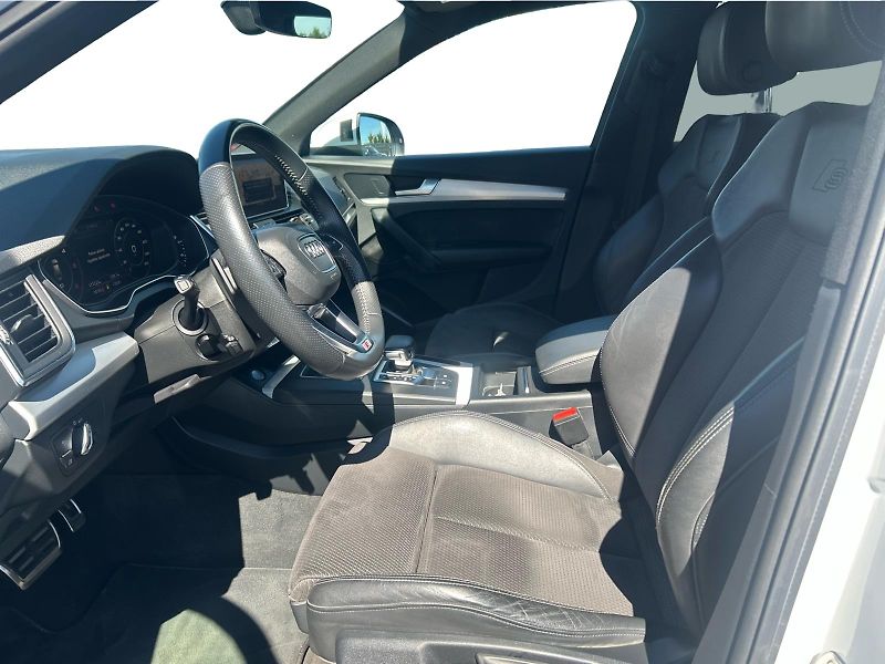 Audi Q5 2.0 TDi 140kW - fotka 11 z 27