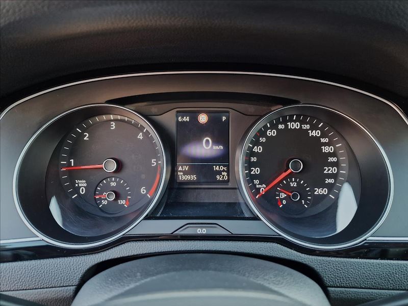Volkswagen Passat 2.0TDI 147kW 4MOTION DSG Eleg - fotka 22 z 50