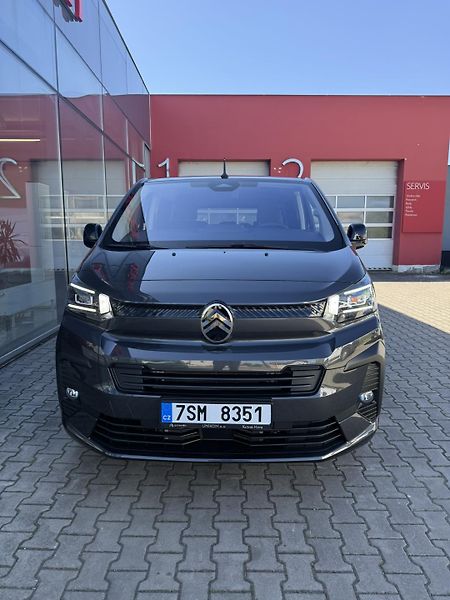 Citroën SpaceTourer (2026) FEEL L2 2.2 BlueHDi 180 S&S EA - fotka 2 z 12