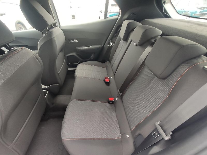 Peugeot 2008 (2026) STYLE 1.2 100k MAN6  - fotka 5 z 24