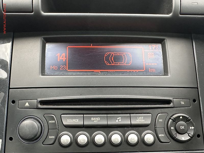 Peugeot 3008 (2012) 1.6HDi, Panorama, TZ - fotka 15 z 20