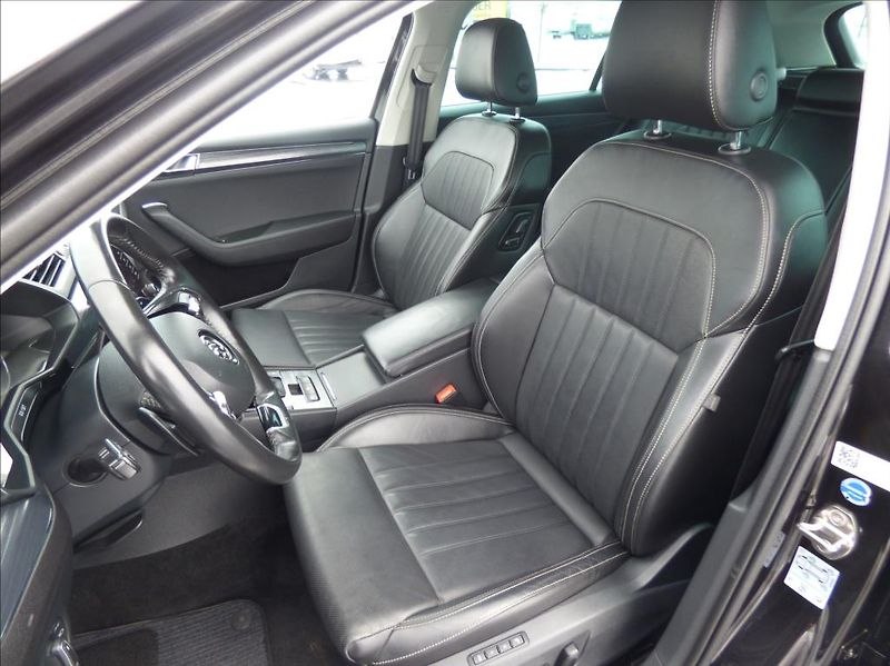Škoda Superb 2,0 TDI DSG CRYSTAL LIGHT  Sty - fotka 24 z 78