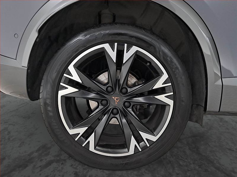 Cupra Formentor (2023) 1.5 TSI - fotka 15 z 20