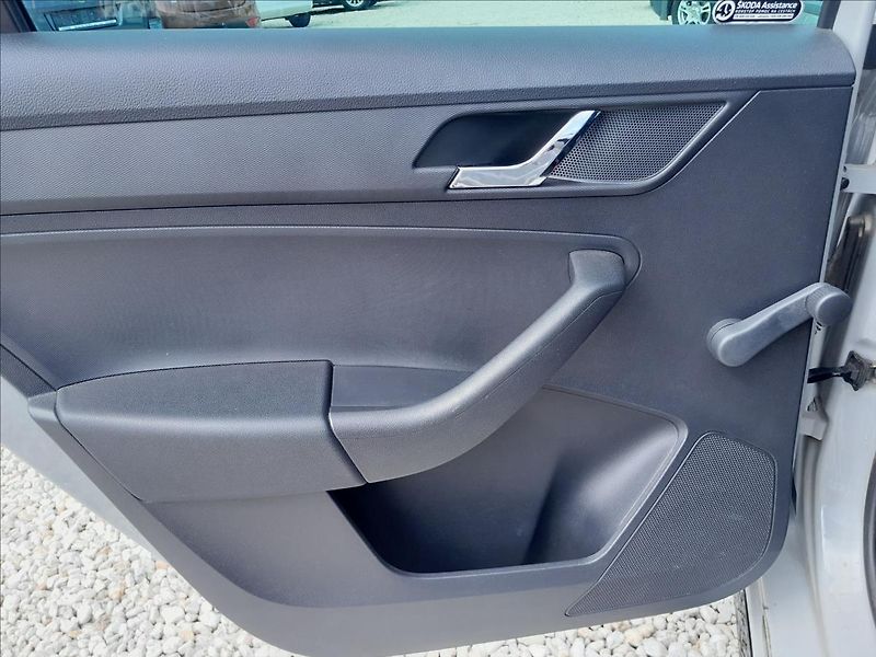 Škoda Rapid 1.2 TSi 81kW MONTE CARLO - fotka 24 z 53