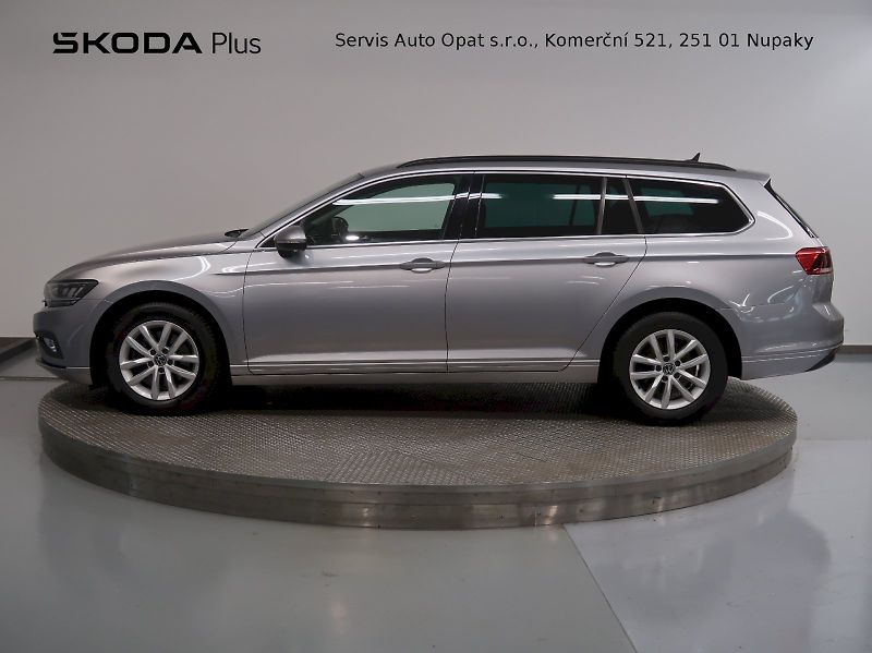 Volkswagen Passat (2023) BUSINESS PREMIUM 2.0TDI 90KW T - fotka 3 z 37