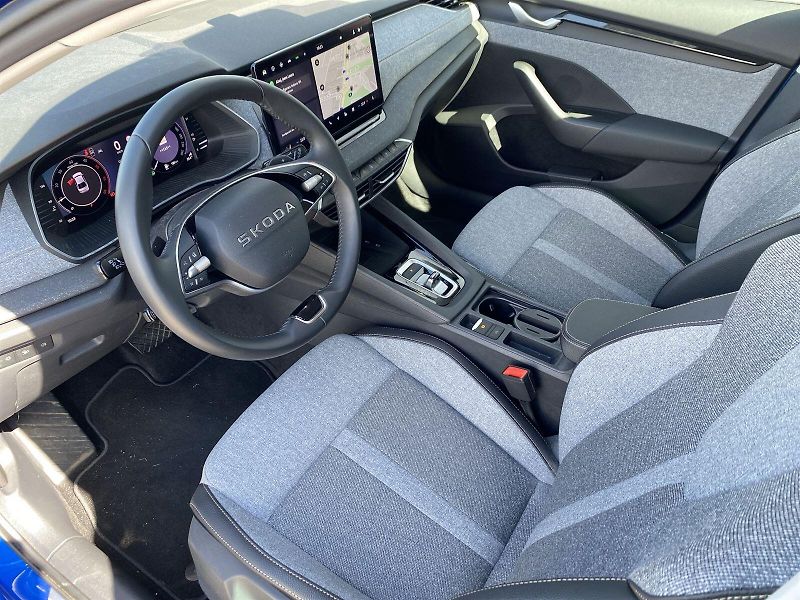 Škoda Octavia (2025) 2.0 TDI DSG Top Selection - fotka 8 z 37