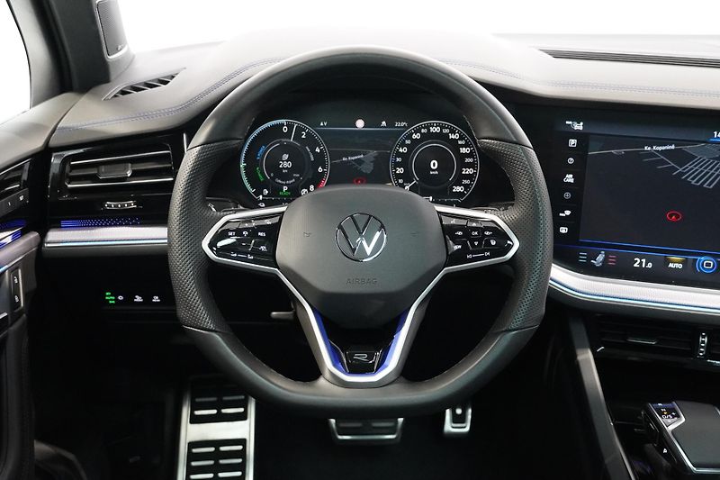 Volkswagen Touareg R ČR,DPH,1.MAJ,360,Tažné,HUD - fotka 25 z 40