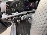 Volkswagen Golf 2,0 GTI 180kW Matrix,Panor,ACC - náhled 9
