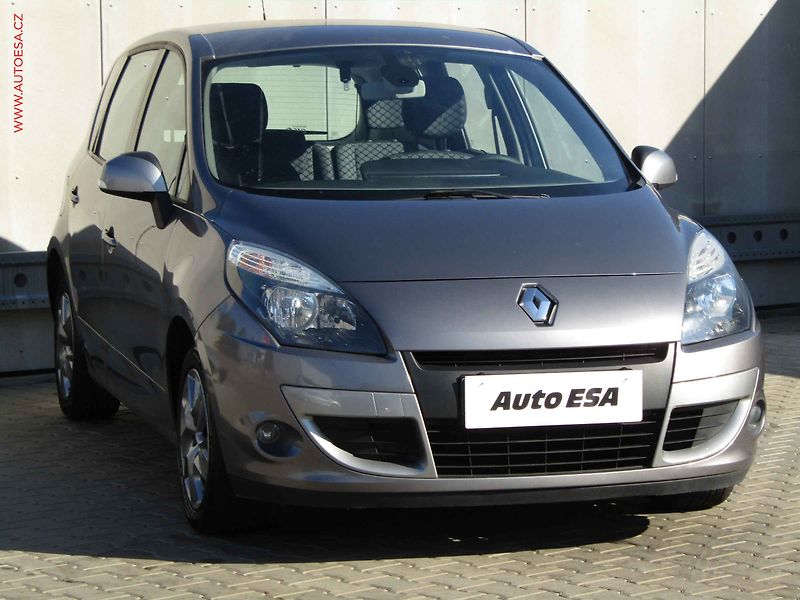 Renault Scénic (2012) 1.6 i, 2.maj,ČR, servis.kniha - fotografie inzerátu