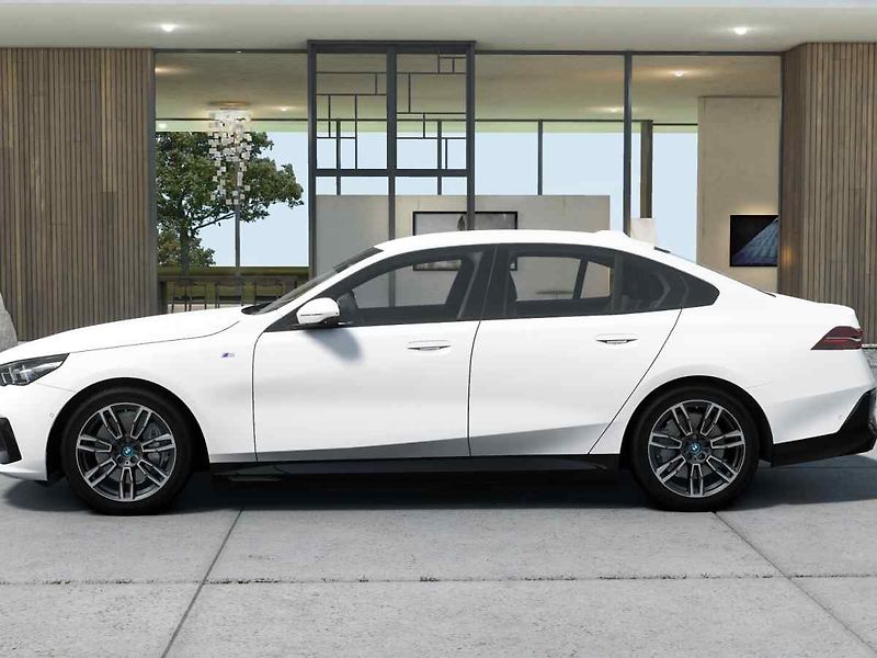 BMW i5 (2026) - fotka 3 z 10
