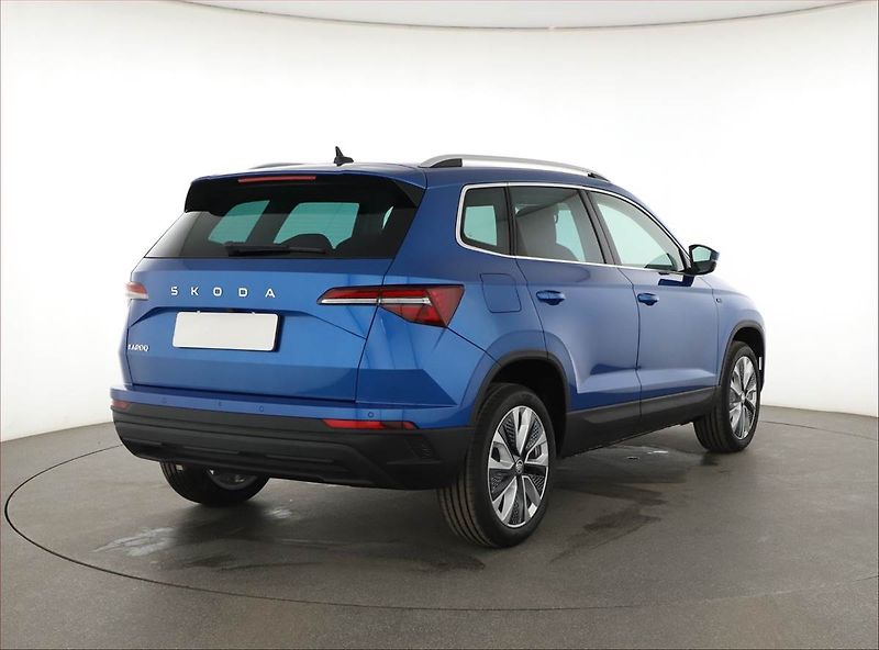 Škoda Karoq (2025) 1.5 TSI, Drive, FullLed - fotka 5 z 16