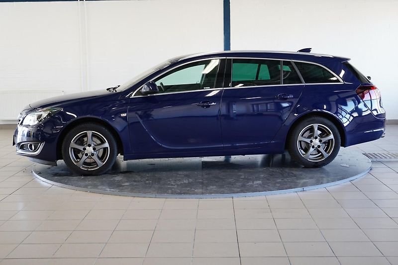 Opel Insignia - fotka 3 z 24