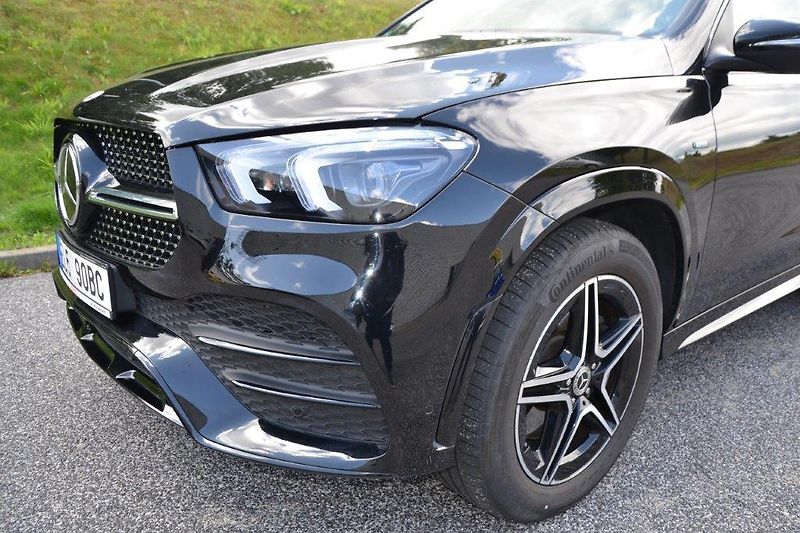 Mercedes-Benz GLE 350.de Plug-in Hybrid AMG 4Mat - fotka 39 z 46