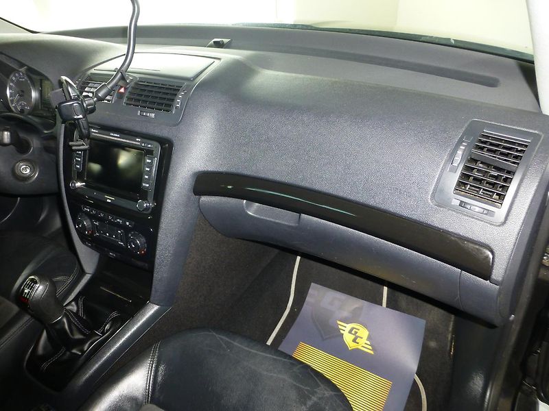 Škoda Octavia (2011) 2,0TDI*VYHŘ.SED**4X4**NAV**L&K - fotka 23 z 28