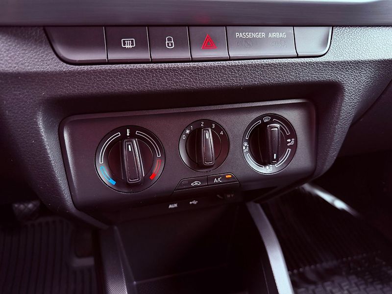 Škoda Fabia 1.2 TSi Ambition, ČR - fotka 19 z 23
