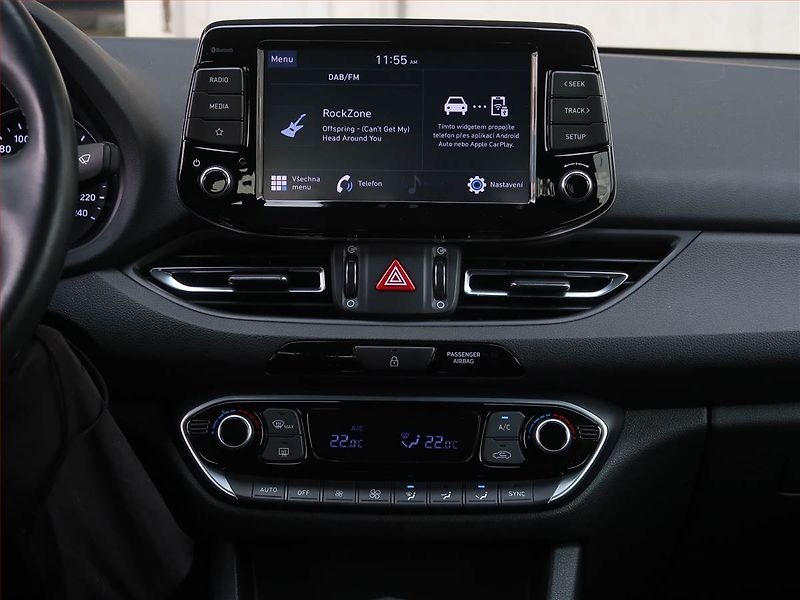 Hyundai i30 (2023) SMART 1.5 T-GDI MHEV, ČR,1.maj - fotka 12 z 16