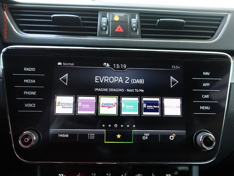 Škoda Superb (2021) 1.5 TSi, 2.maj,ČR, Style - fotka 19 z 28