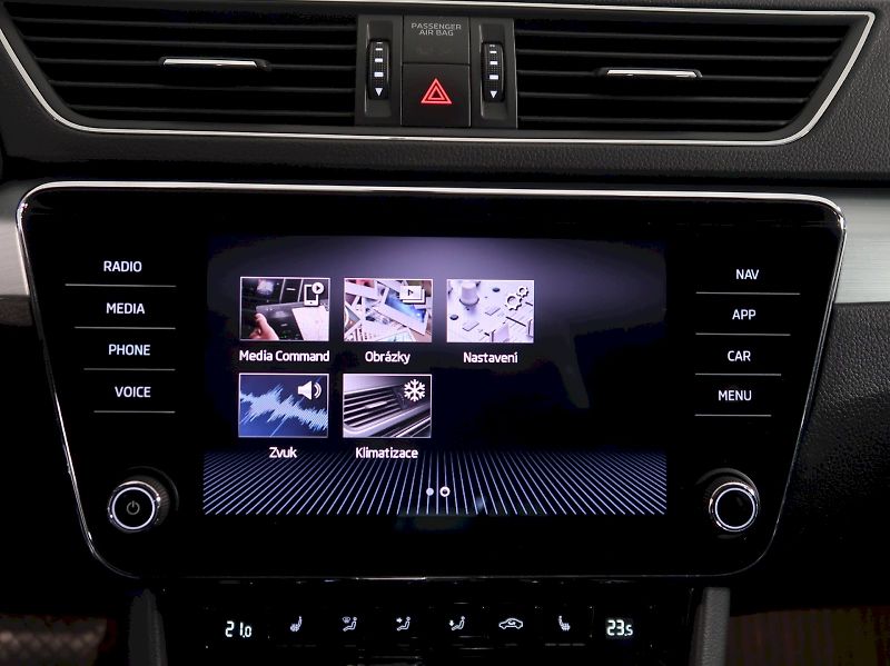 Škoda Superb (2019) AMBITION 2.0TDI 110KW DSG CANT - fotka 21 z 38