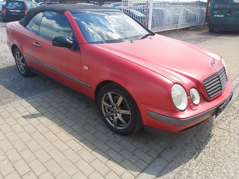 Mercedes-Benz CLK (1998)  320, 160 KW - fotka 5 z 41