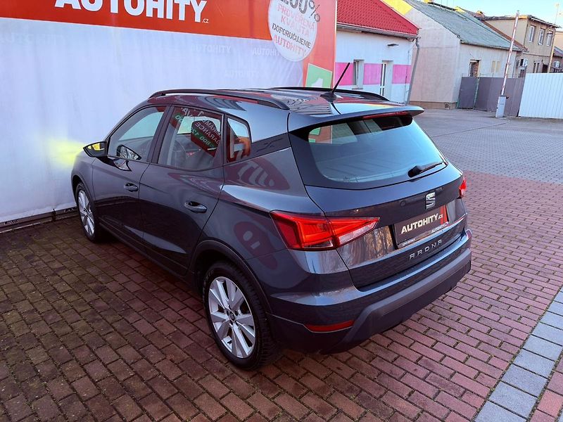Seat Arona 1.0 TSi DSG Style, 67 tkm - fotka 9 z 29