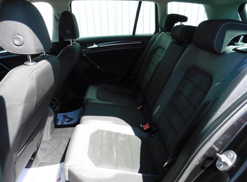 Volkswagen Golf Variant 1.5 TSi Highline Navi - fotka 9 z 14