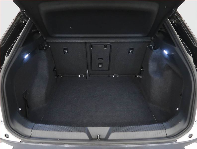 Volkswagen ID.4 (2020) Pro Perf. (82 kWh), SoH 89% - fotka 14 z 28