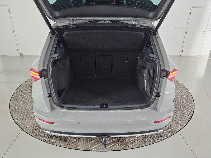 Škoda Karoq (2025) 2.0TSi 4X4 140kW SPORTLINE TAŽ - fotka 34 z 34