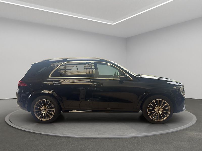 Mercedes-Benz GLE (2025) 450 d 4MATIC AMG - fotka 4 z 26