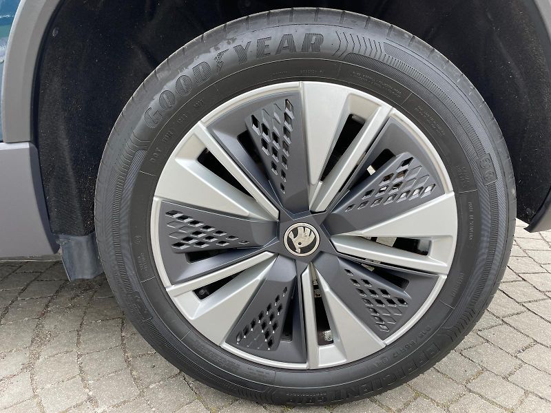 Škoda Karoq 1,5TSi DSG - fotka 10 z 44