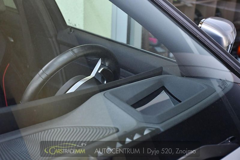 BMW Řada 3 320d xDrive M-SPORT ČR HUD DCC - fotka 53 z 58