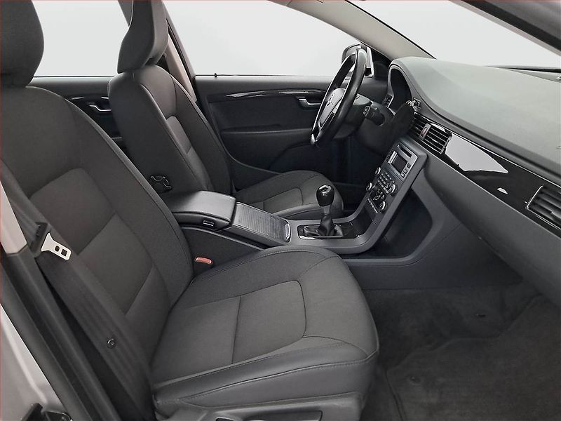 Volvo V70 (2011) 2.0 T, Serv.kniha, Tempomat - fotka 9 z 18