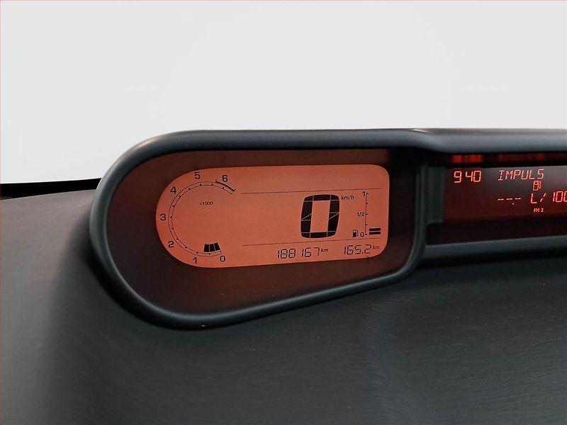 Citroën C3 Picasso (2009) 1.6 i, Serv.kniha, po STK - fotka 11 z 14