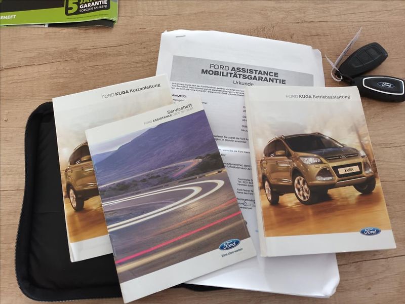 Ford Kuga 2,0 TDCi,120kw,4x4,NAVI,KAMERA - fotka 43 z 50