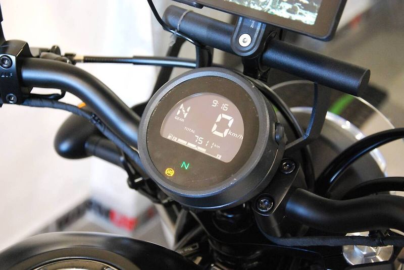 Honda Rebel 500 (2024) CMX 500 Rebel - krásný stav,1. - fotka 11 z 20