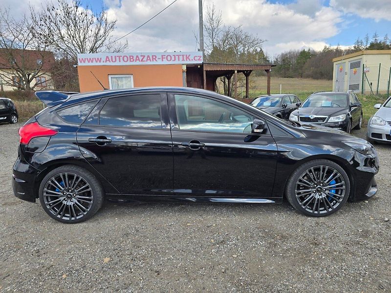Ford Focus (2017) RS 2.3 EcoBoost 250KW AWD - fotka 8 z 22