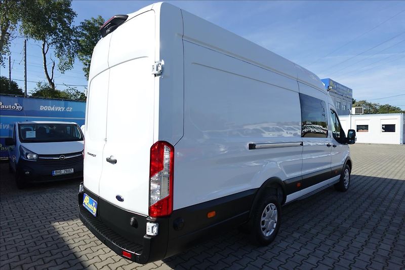 Ford Transit 2,0 TDCI  JUMBO 6MÍST KLIMA - fotka 10 z 41