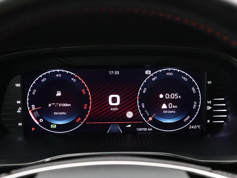 Škoda Octavia 2,0 TDI 147kW RS CZ DSG 4x4 - fotka 19 z 39
