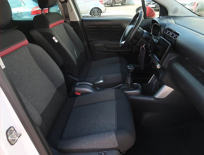 Citroën C3 Aircross (2020) C-Series 1.2 PureTech - fotka 9 z 22