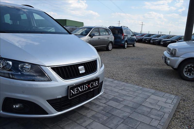 Seat Alhambra 2,0 TDI 100KW 7MÍST TOP VÝBAVA - fotka 13 z 50