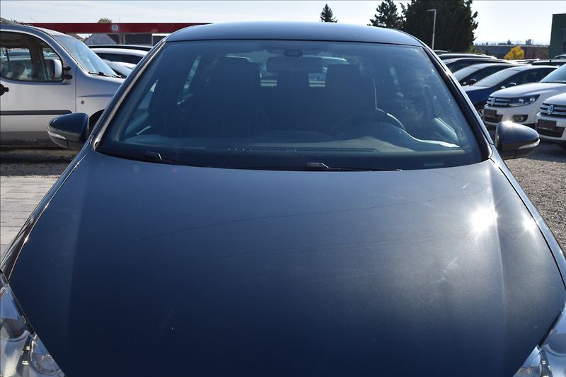 Volkswagen Golf 2,0 GTI 6 PO SERVISE AUTOMAT - fotka 3 z 45