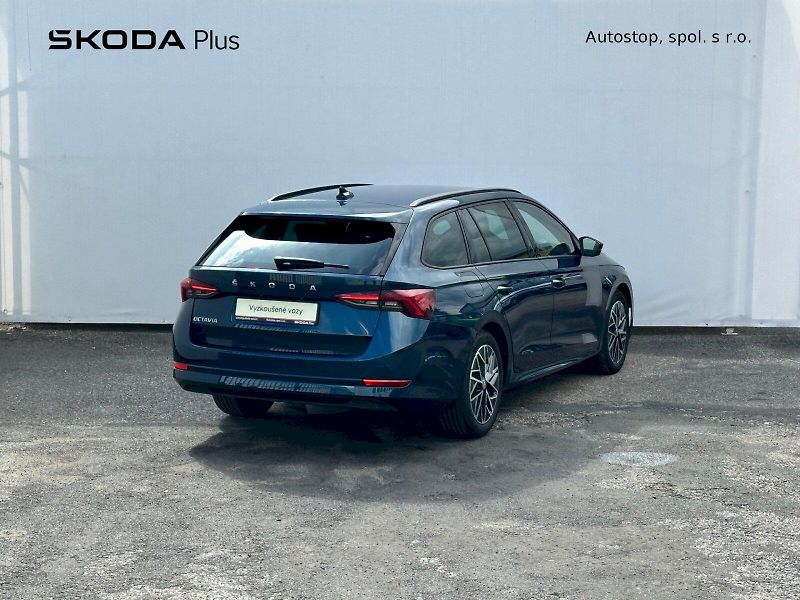 Škoda Octavia (2022) Combi 2,0 TDI / 110 KW / DSG / - fotka 2 z 30