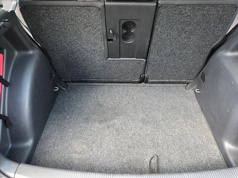 Volkswagen Golf Plus 1,4 TSI,90KW,DIGIKLKIMA,TEMPOM - fotka 19 z 33