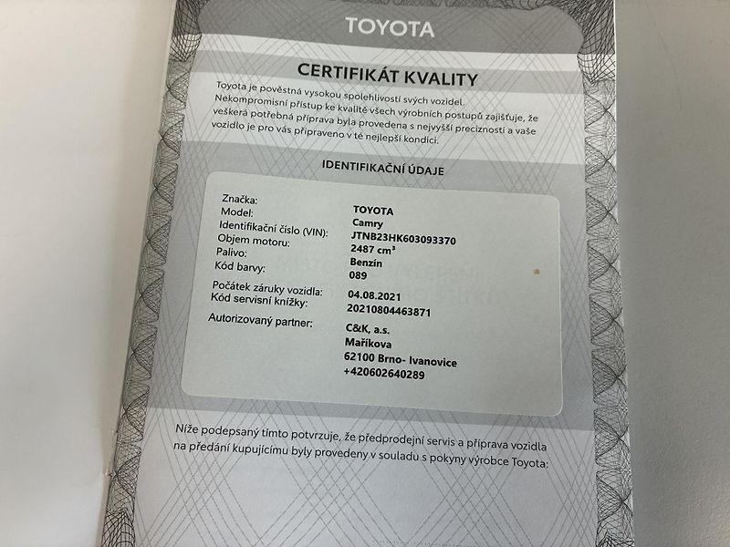 Toyota Camry (2021) 2,5Hybrid Executive  - fotka 18 z 20