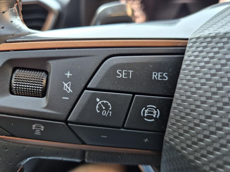 Cupra Formentor (2023) 1,5 TSI 150k DSG  - fotka 23 z 32
