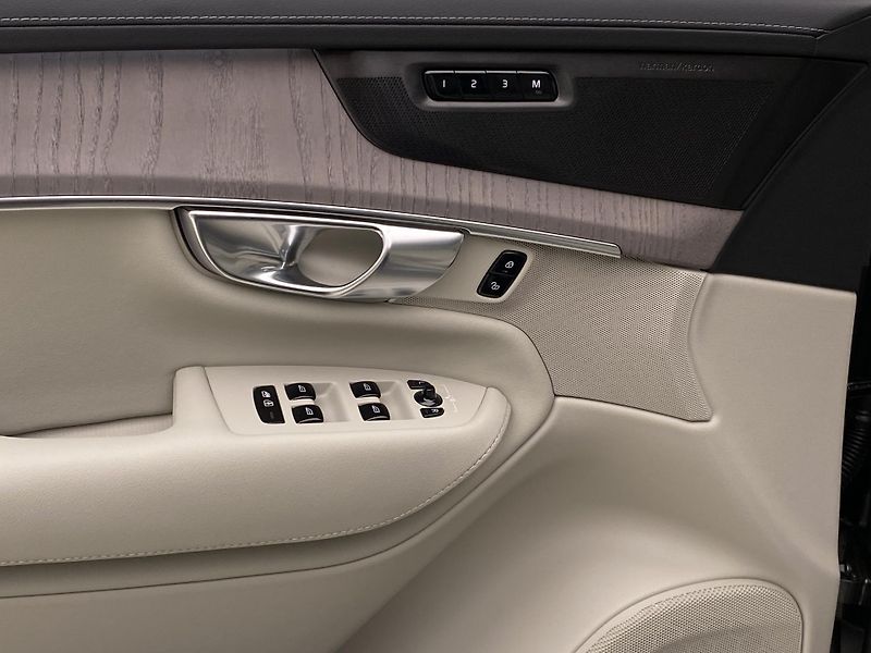 Volvo XC90 (2026) T8 AWD Plug-in BRIGHT PLUS 7m - fotka 29 z 70